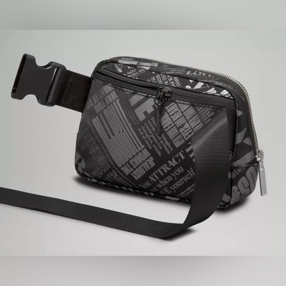 Stylish Black Printed Men's‎ Bag - Picture 2 of 8